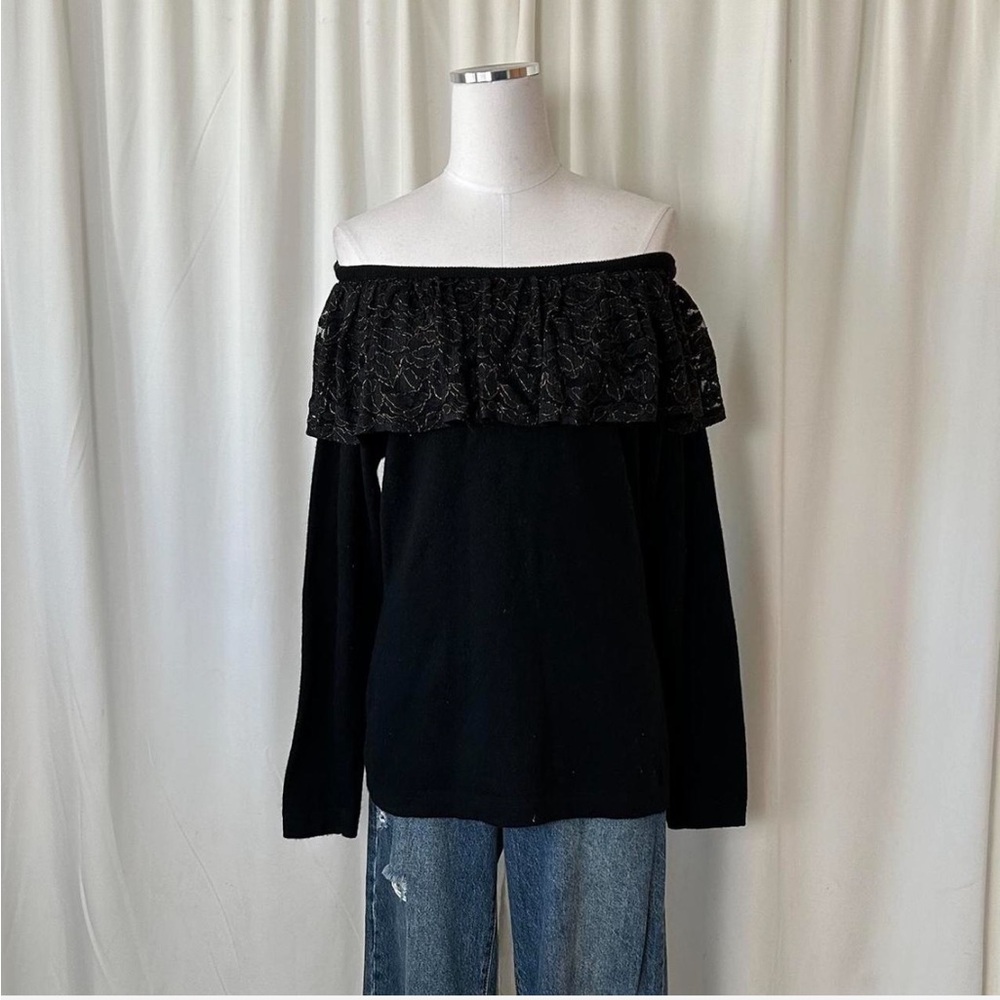 Vintage 1980s Outlander Off-the-shoulder  Wool Sweater with lace Black M - Picture 3 of 8